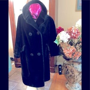 Firm price &199. SALE -MISS OREGON  TEDDY COAT (Elegance) M  / L